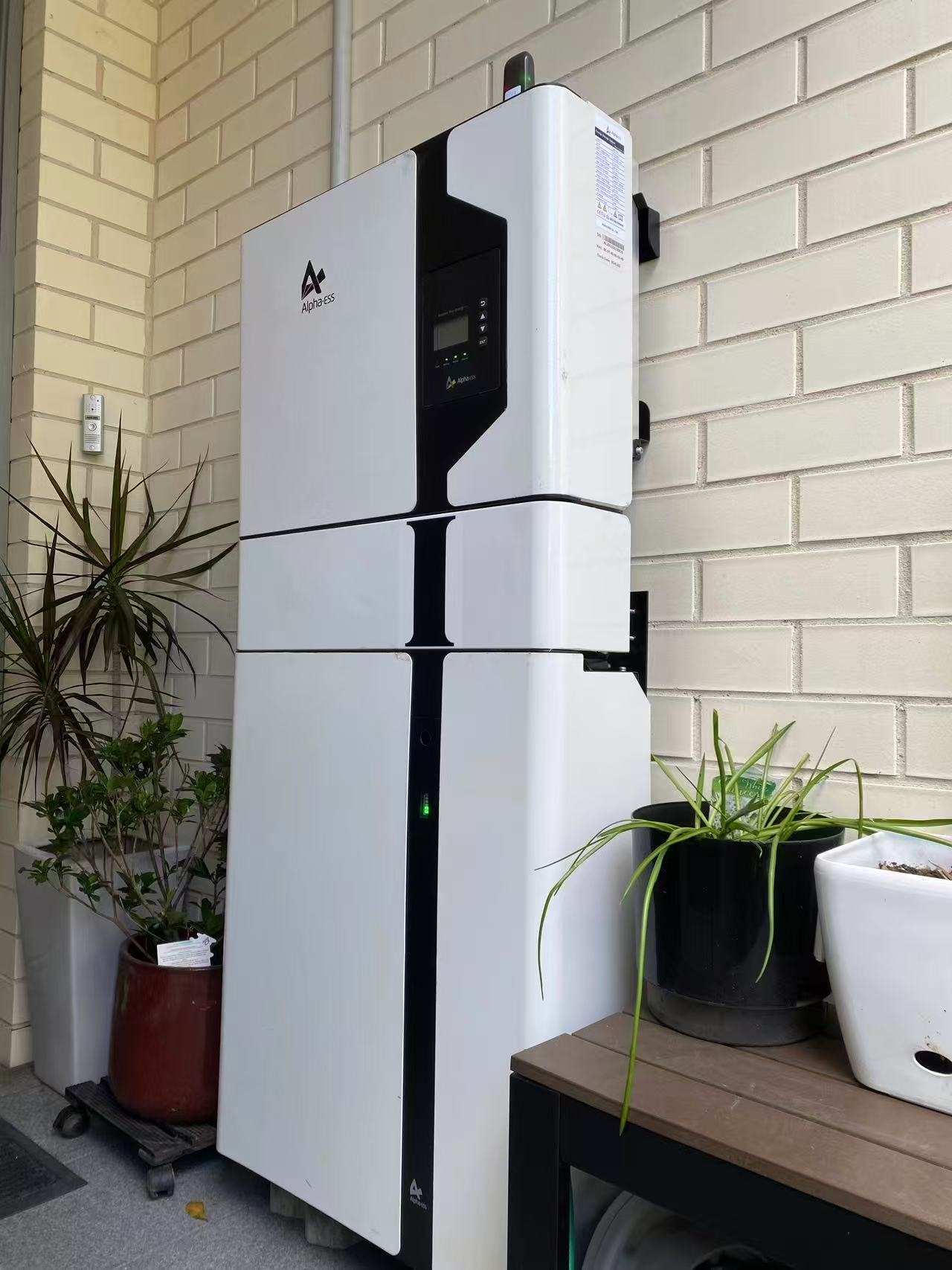 Residential solar panel installation completed in Sydney with AI-powered energy optimization